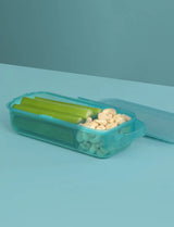 0004_21379-01_445ml_slide-n-snack_lifestyle_teal-stone