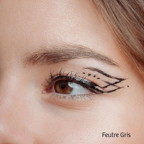 Charlotte-bio-eye-liner-feutre-gris-graphique_1800x1800