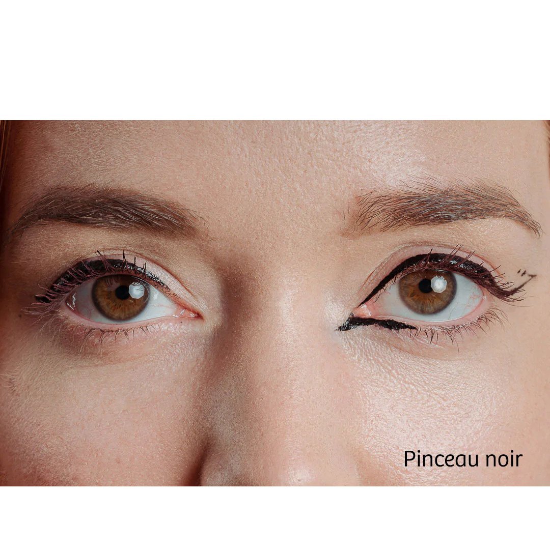 Charlotte-bio-eye-liner-pinceau-noir_1800x1800