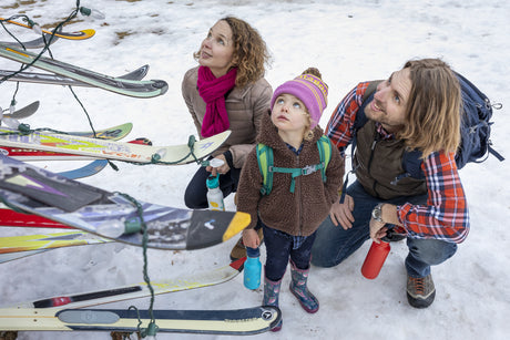 Classic Family-HOLZ-Family At Ski Rack