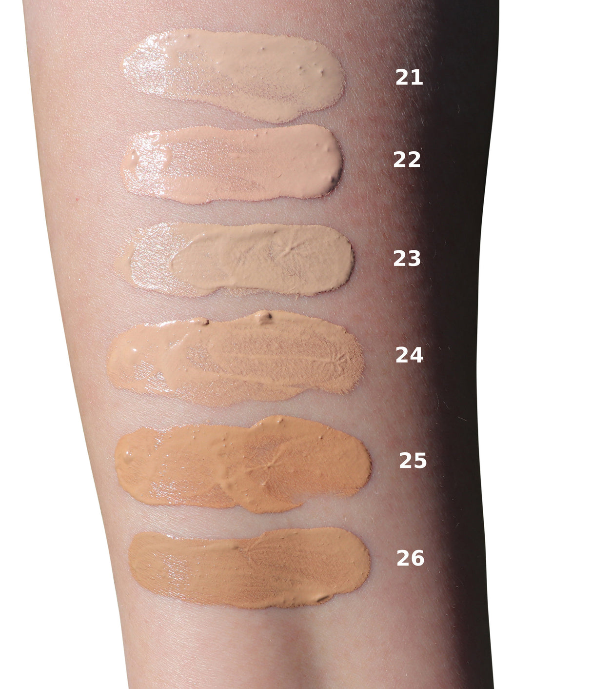 Couleur Caramel Foundation Hydra Jeunesse Swatches