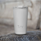 IZYMugsxSilver-Lifestyle-min_49370156-79cd-4647-899b-1fde2f78e273