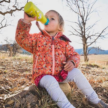 K12CNSIPPY-SI_sippy_bottle_kids_drink_lifestyle