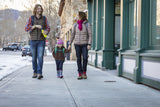 K12CNSIPPY-SI-T-SIPPY-HOLZ-Family Walking Through Town