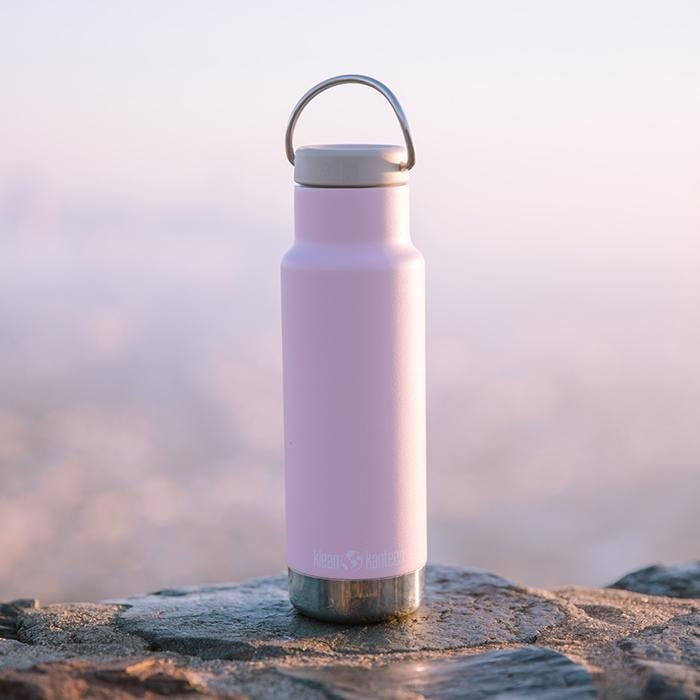 K12VCNPPL-LT-pink_water_bottle_lifestyle