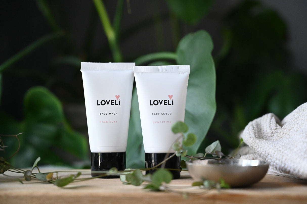 Loveli-face-scrub-face-mask-badkamer