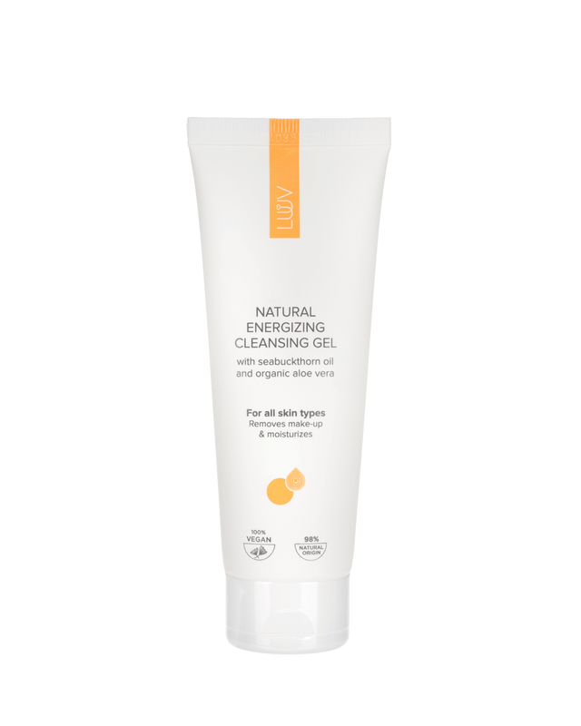 Luuv Cosmetics Energizing Cleansing Gel