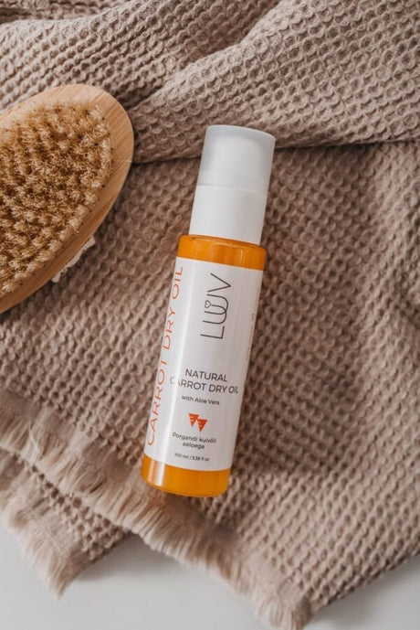 Luuv Cosmetics Natural Carrot Dry Oil Aloe Vera