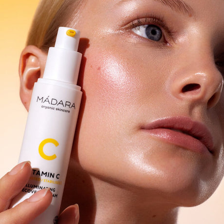 madara-vitamin-c-illuminating-recovery-cream 3