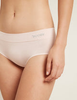 Midi-Briefs-Nude-Detail