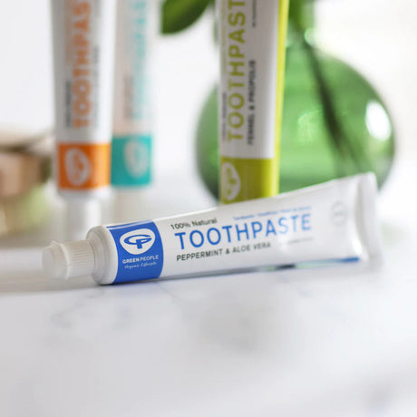 peppermint-and-aloe-toothpaste-hero