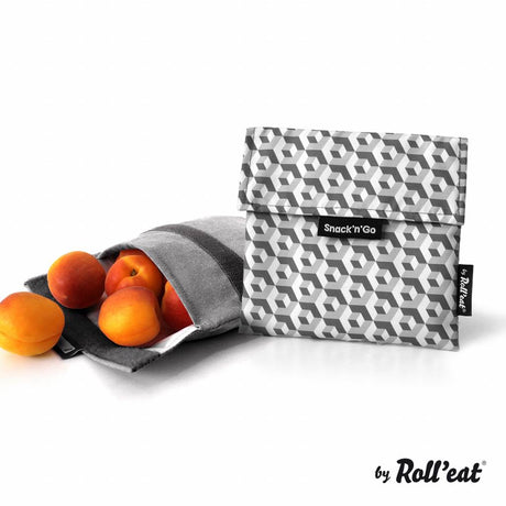 snackngo-tiles-black-fruit-rolleat